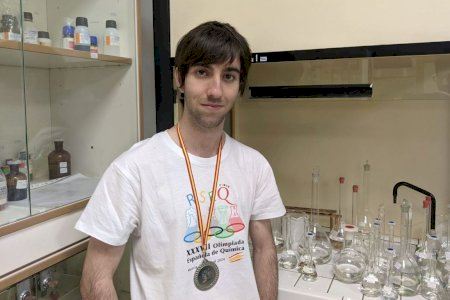 Un alumno del IES Gilabert de Centelles de Nules se alza con una medalla de plata en la Olimpiada Española de Química