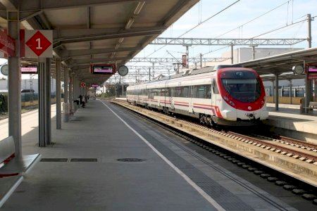 Atención viajeros: Suspendidos varios trenes al día entre Valencia y Gandia por las obras